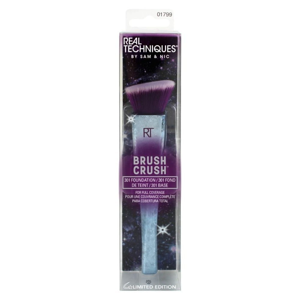 Real Techniques Brush Crush 301 Foundation