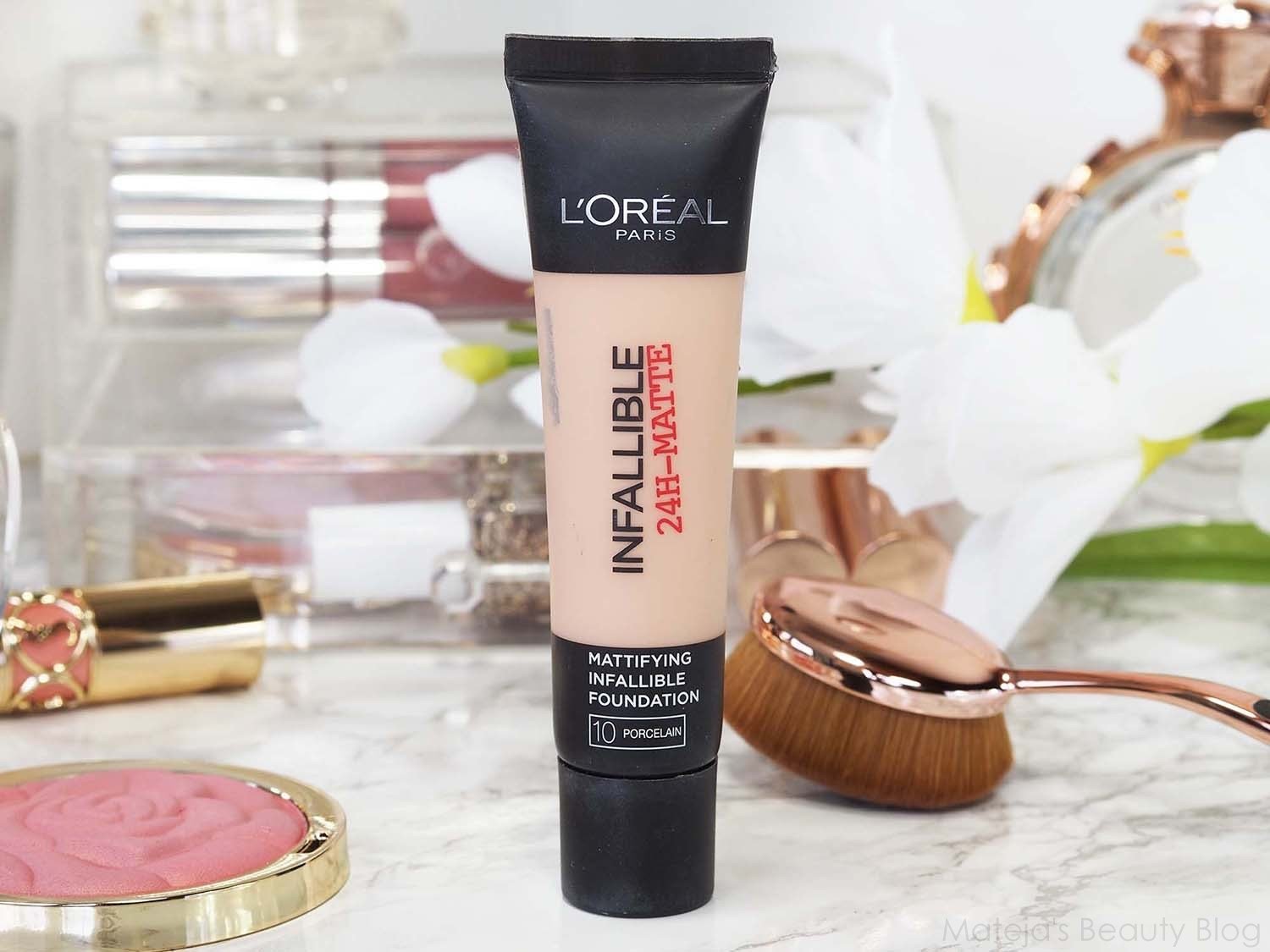 L’Oreal Paris 24H Matte Infallible Foundation